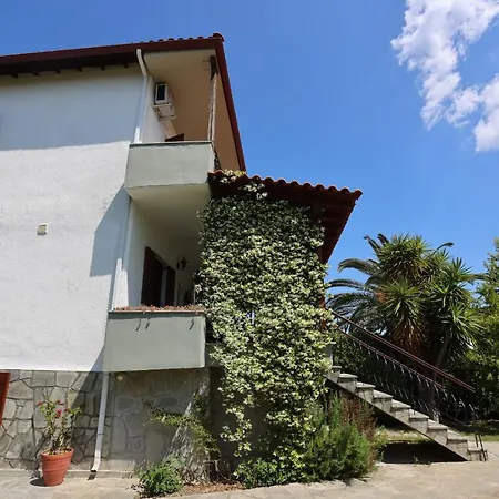 Beta - 5min Walk To Beach, Bbq, Parking Villa *