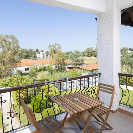 Villa Beta - 5min Walk To Beach, Bbq, Parking Pefkochori