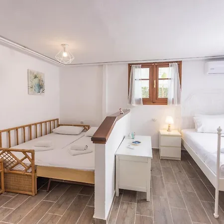 Beta - 5min Walk To Beach, Bbq, Parking