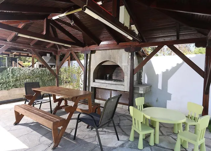 Beta - 5min Walk To Beach, Bbq, Parking