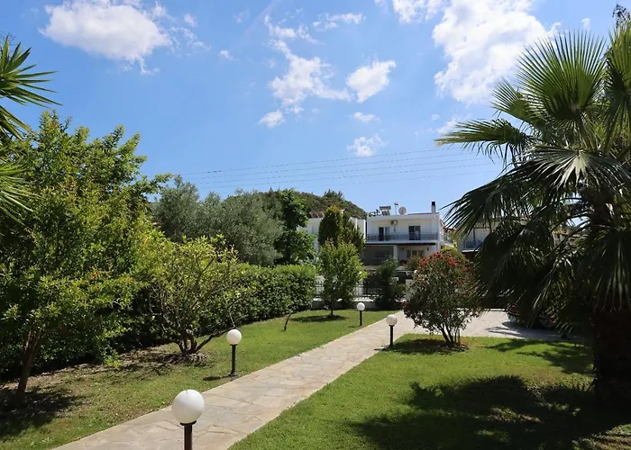 Beta - 5min Walk To Beach, Bbq, Parking Villa *